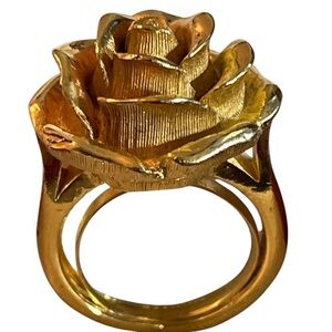 Vintage Signed TRIFARI Gold Rose Statement Ring Size 6